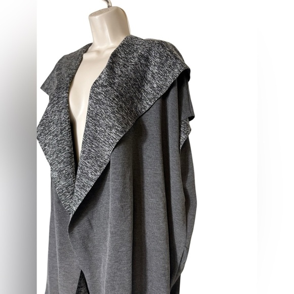 Lane Bryant Plus Gray Sleeveless Open Knit Sweater Vest Duster Hooded 26/28 - Picture 4 of 14